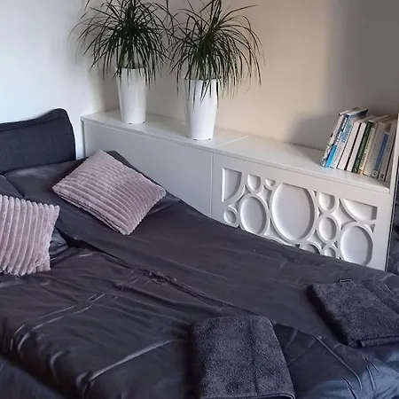 Stylowy W Centrum Sopotu Z Projektorem Сопот
