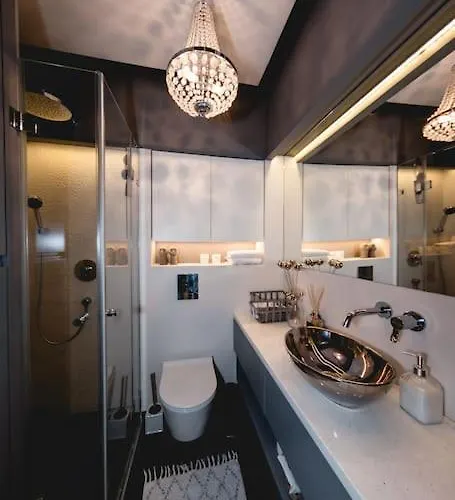 Stylowy W Centrum Sopotu Z Projektorem